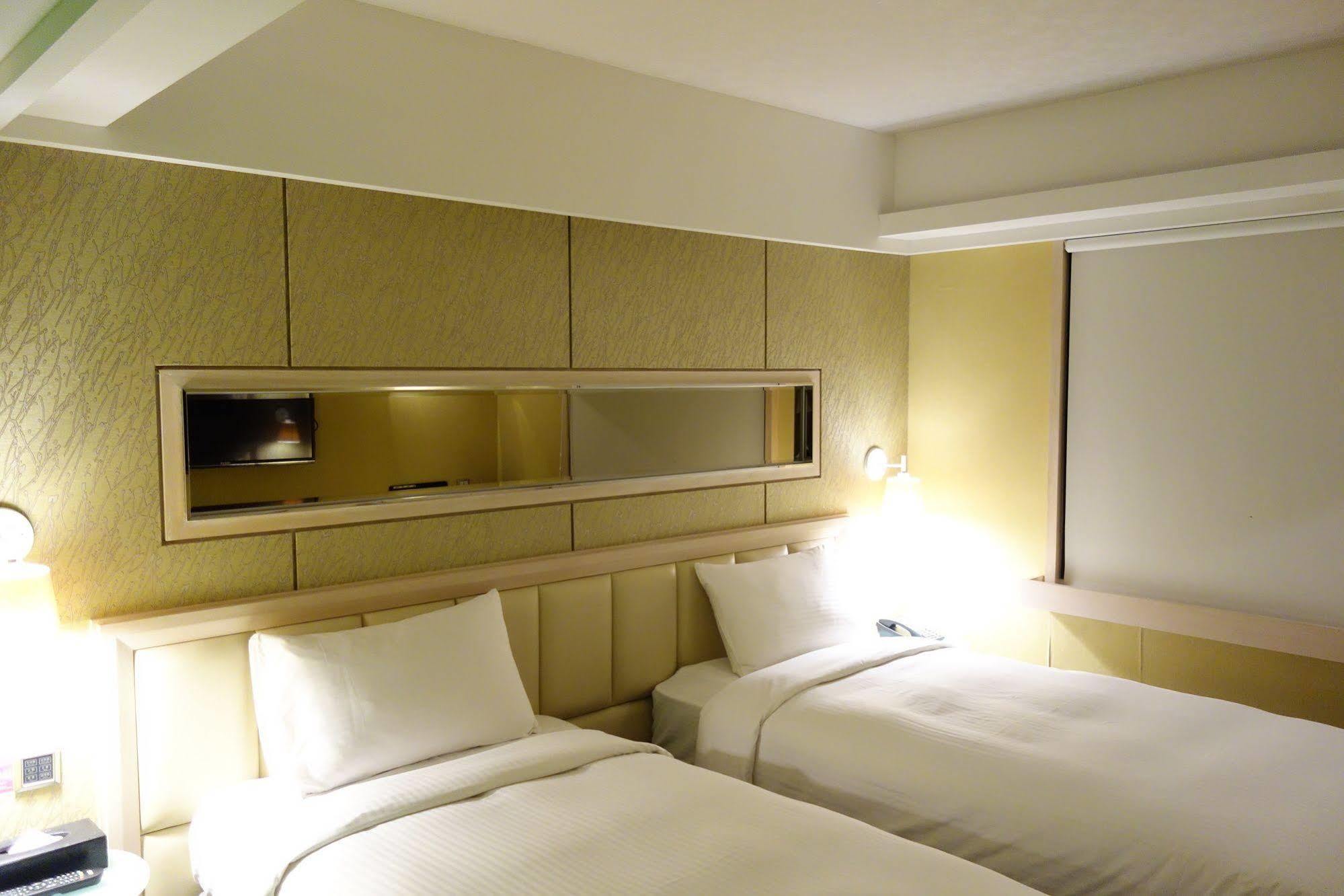 เดอะ คลาวด์ โฮเทล Hotel เกาสง ภายนอก รูปภาพ